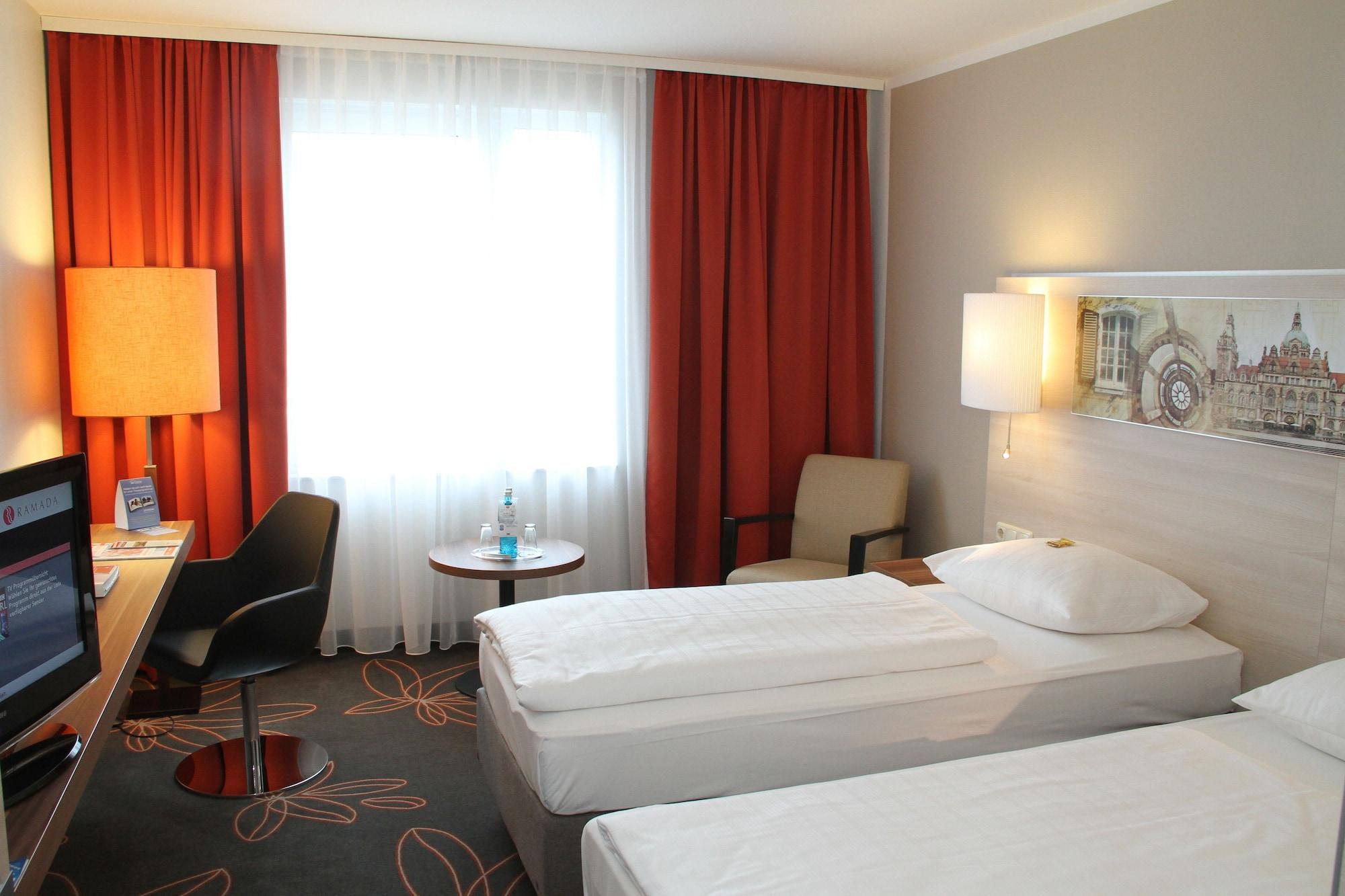 H+ Hotel Hannover Exterior photo