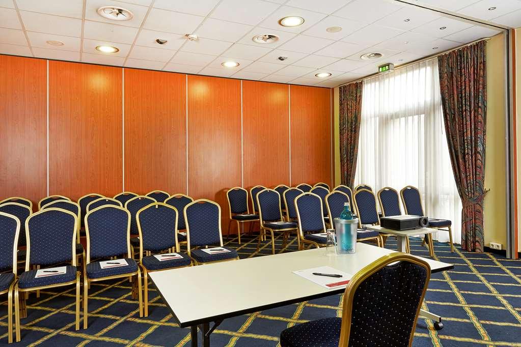 H+ Hotel Hannover Facilities photo