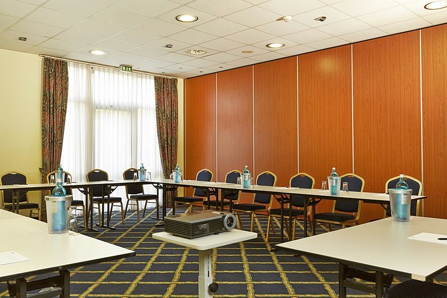 H+ Hotel Hannover Exterior photo
